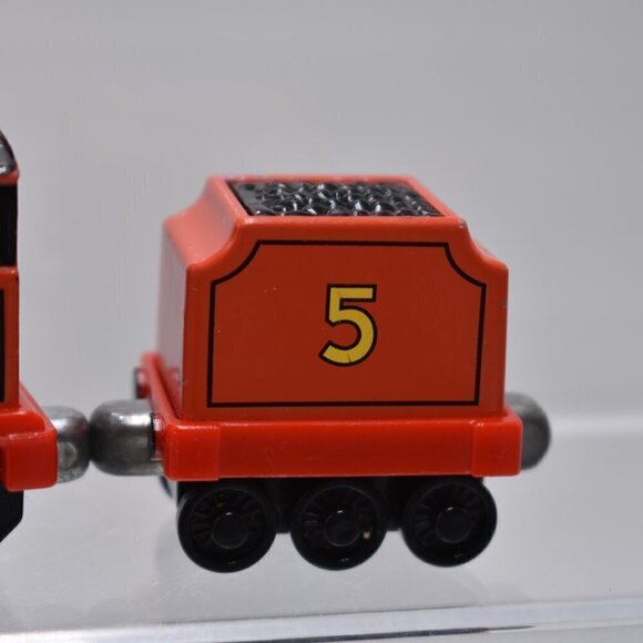 Thomas & Friends Diecast Trains 2009 Percy's Sweet Special Chocolate and James - Picture 4 of 10